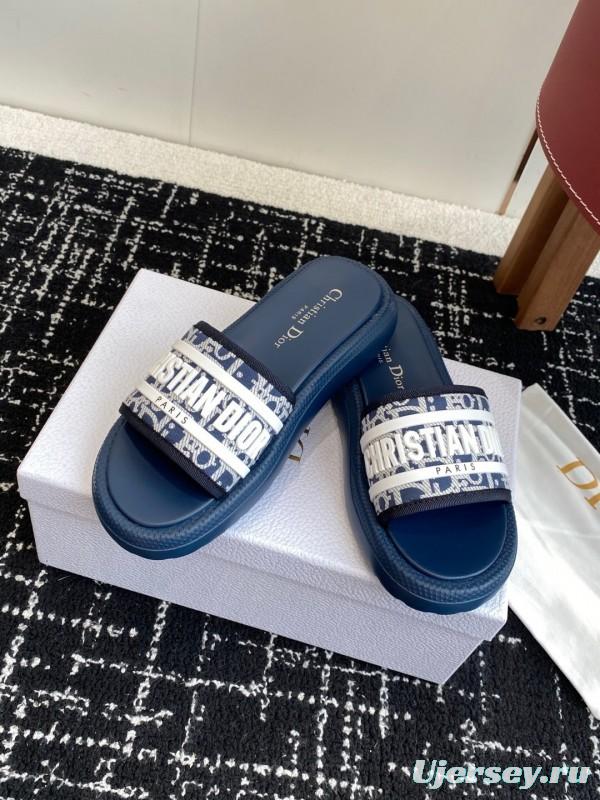 Dior Spring Summer 2025 Latest Ultra-Light Foam Sole Beach Sandals - KFY00260
