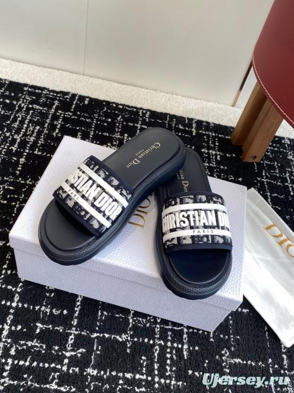 Dior Spring Summer 2025 Latest Ultra-Light Foam Sole Beach Sandals - KFY00260