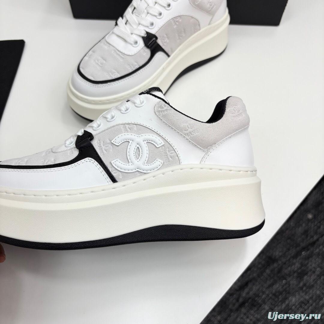 Chanel 2025 SS Panda Casual Sneakers - LY00340