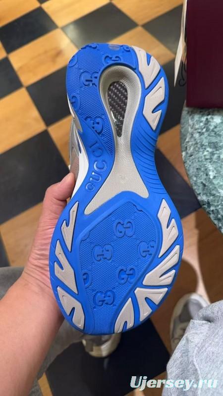 Gucci 2.0 Sneakers with Reflective Stripes and Retro Design - AS00450