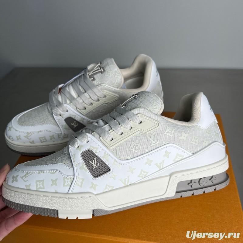 Louis Vuitton 2025 SS Replica Luxury Sneakers with Imported Calfskin and Signature Logo - YC