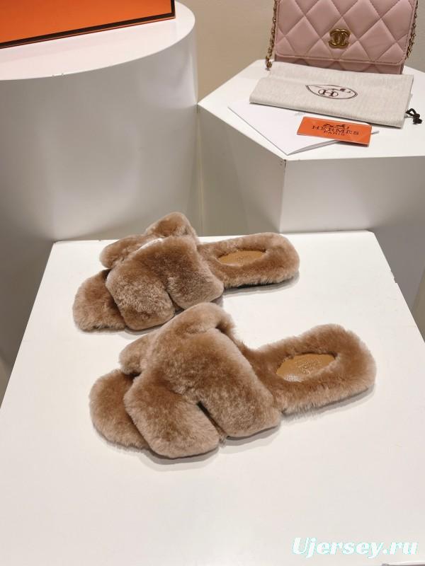 Hermès 2025 SS Love Fur Slippers Flat Sole - LY00240