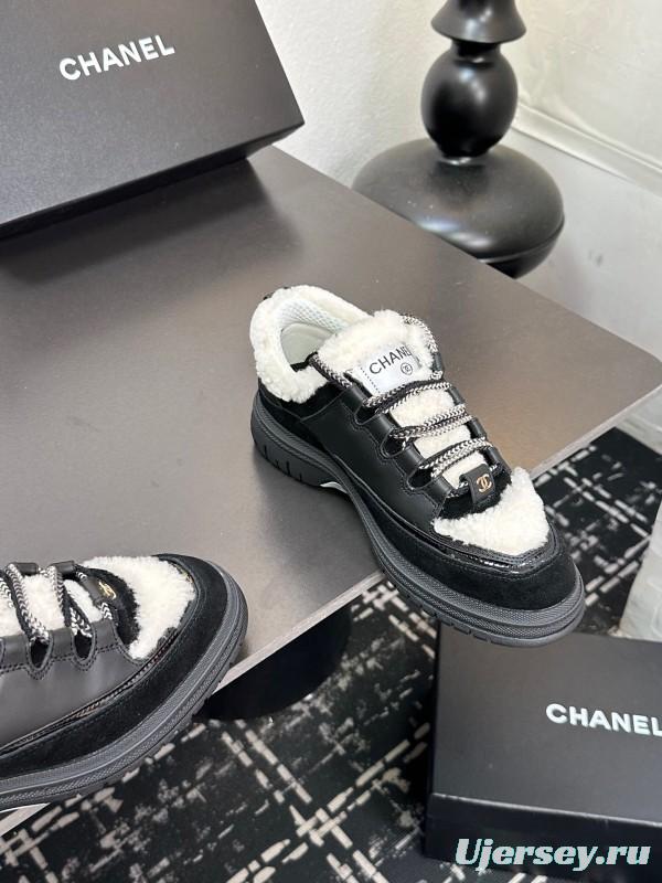 Chanel Spring/Summer 2025 Runway Thick Sole Sneakers - LY00320