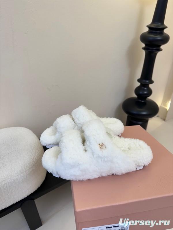 Miu Miu Spring/Summer 2025 Fur Slides - KFY00310