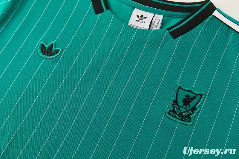 26/27 Liverpool   Green Pinstripe  Short Sleeve+Soccer Shorts