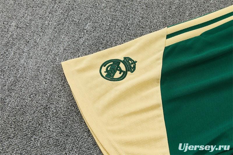 2026 Real Madrid Green & Cream  Short Sleeve+Soccer Shorts
