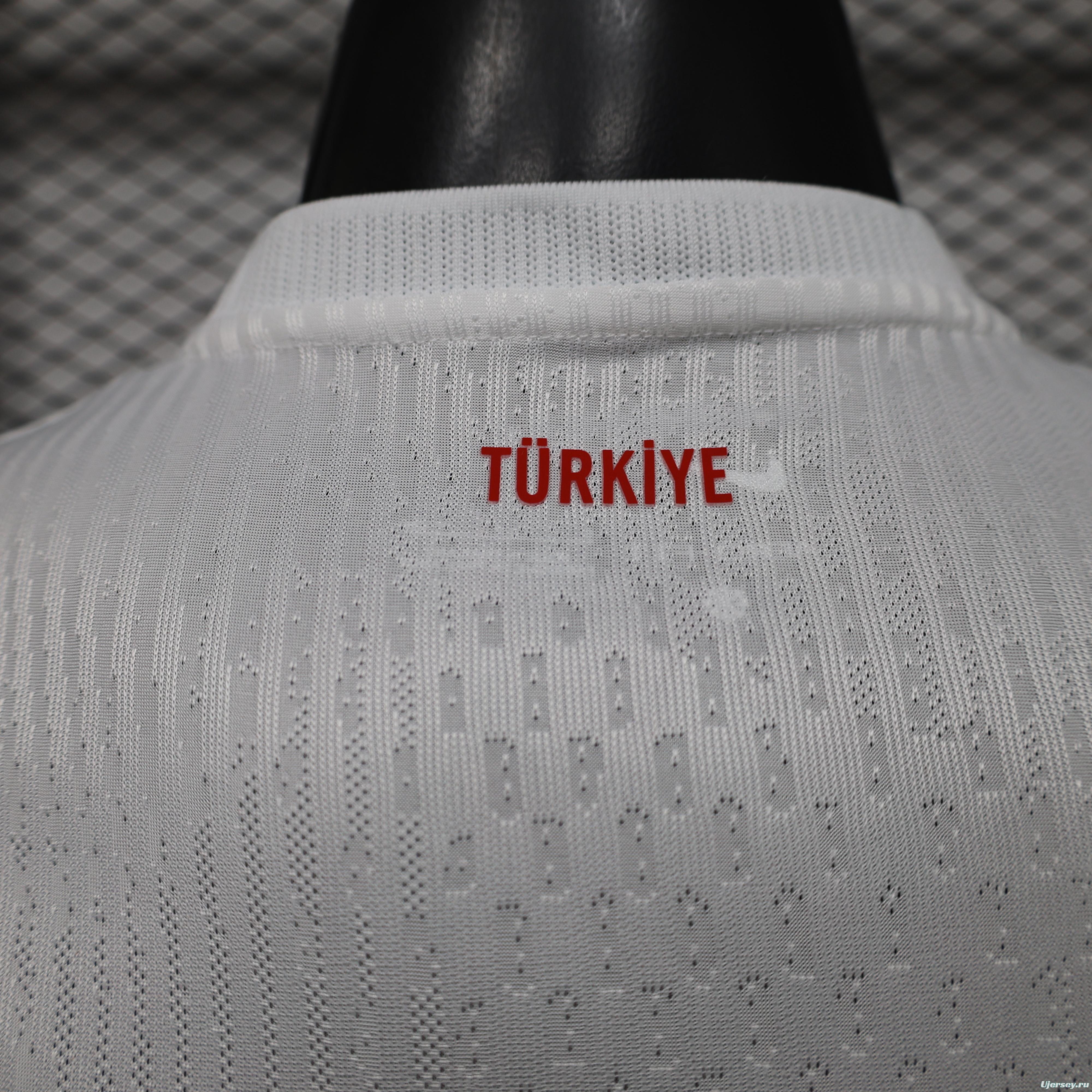 Player Version 26/27 Turkey  Away  White & Red Flag Panel Jersey