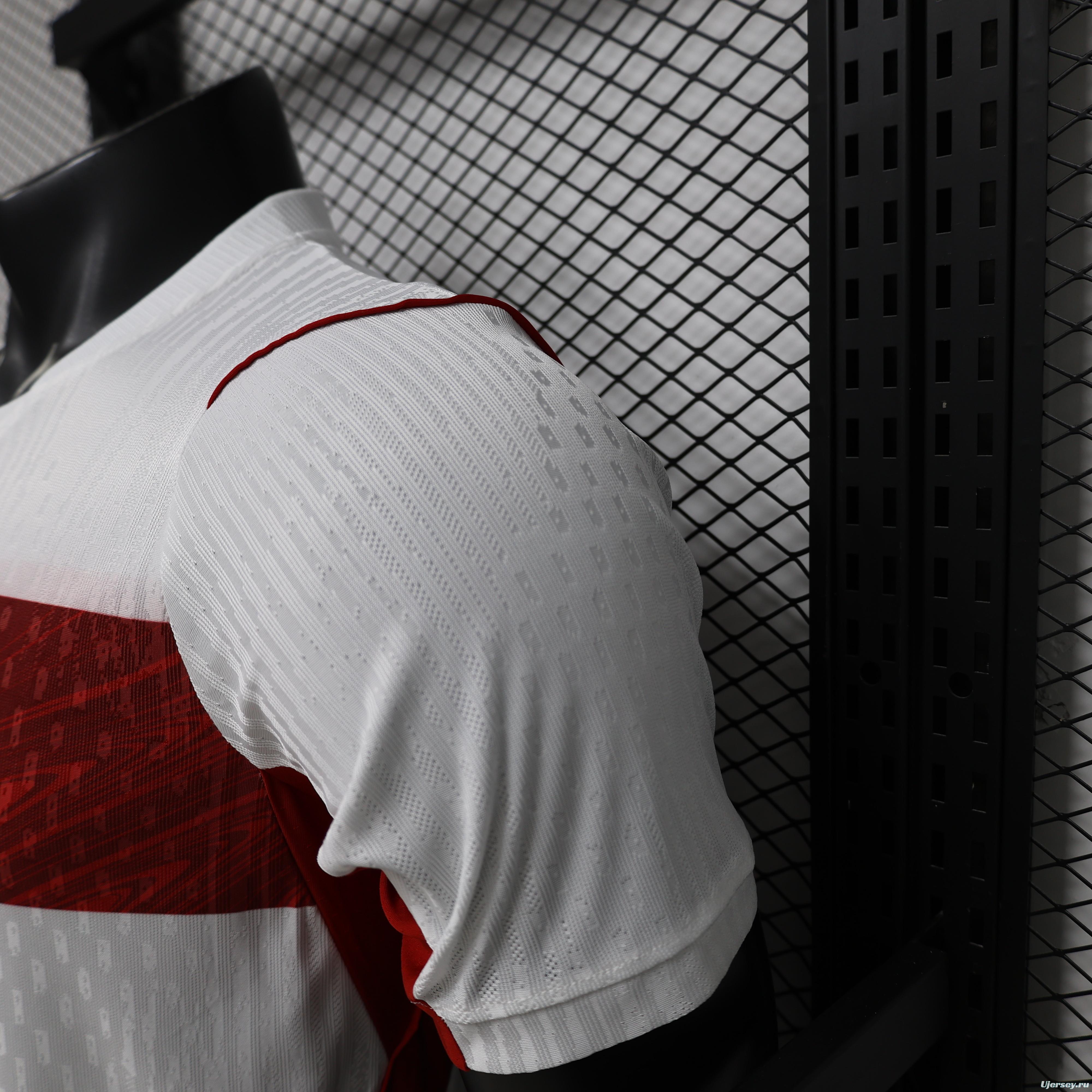 Player Version 26/27 Turkey  Away  White & Red Flag Panel Jersey