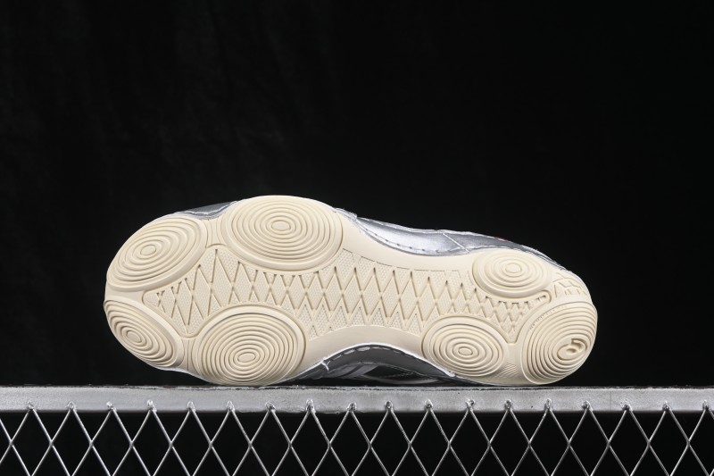 Asics Hypersync Retro Sneakers with Breathable Lightweight Sole - 1203A879-020