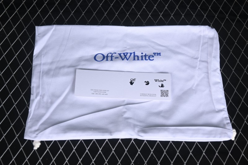 Off-White Out of Office Low-Top Skate Shoes in Black and White with Lettering - AJD4