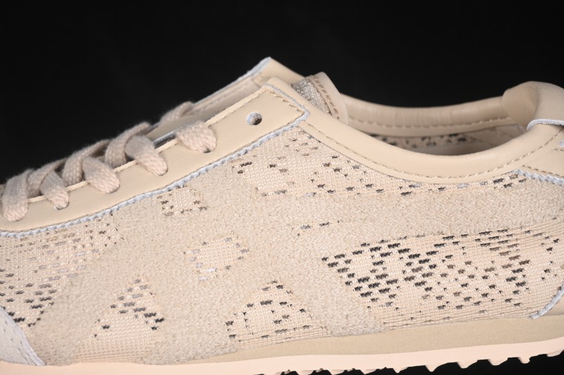 Adidas CSC3 Running Shoes with Advanced Traction Technology - 1183C563-250