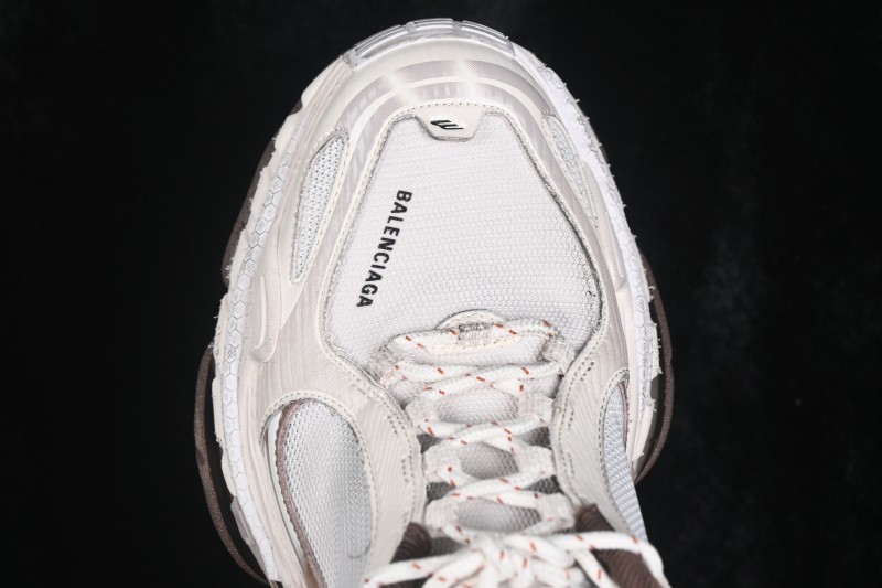 Balenciaga Triple S 2 Retro Running Shoes with Chunky Sole Design - WTRS22290