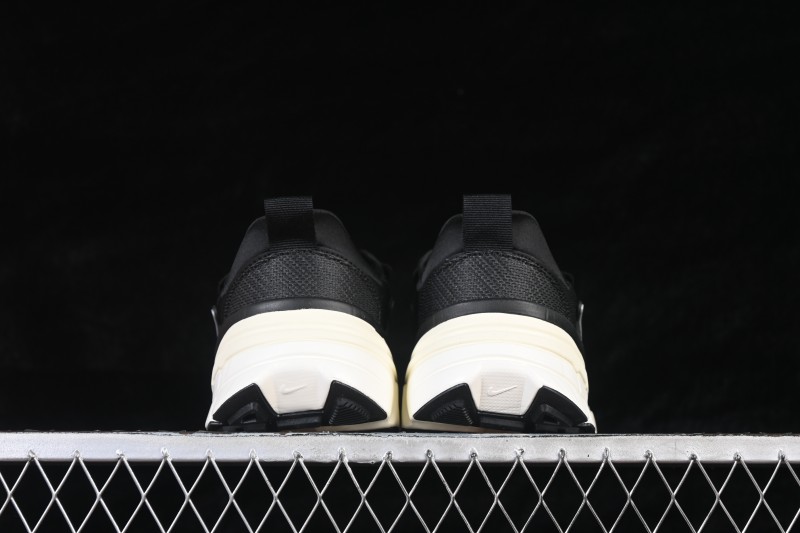 Nike V2K Run Retro Low-Top Running Shoes with Cushlon Foam Cushioning - FD0736-012
