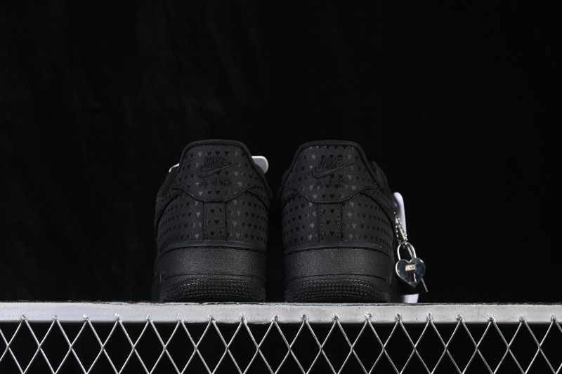 Nike Air Force 1 '07 Low Classic Basketball Shoes with Full-Length Air Cushioning - IQ9965-001