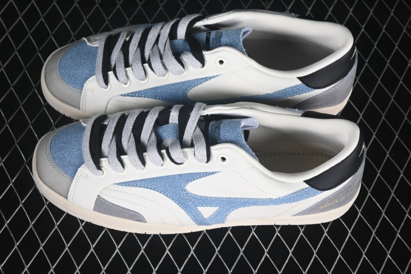 Mizuno CT Club Retro Casual Low-Top Skate Shoes with Breathable Comfort - D1GH261002