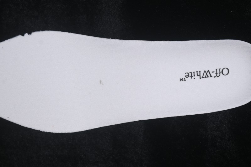 Off-White c/o Virgil Abloh Retro Running Shoes with Deconstructed Design - AJF6