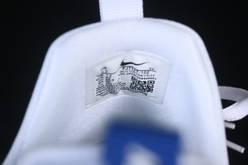 Nike Free Metcon 6 Training Shoes with Breathable Mesh and Durable Grip - FJ7127-102