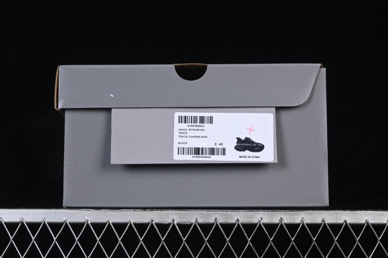 Balenciaga Track Charms Man Running Shoes with Transparent Heel Strap Detail - WTRHM1000