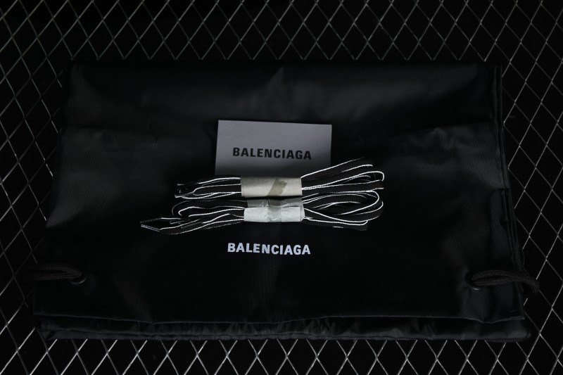 Balenciaga Track Charms Man Running Shoes with Transparent Heel Strap Detail - WTRHM1000