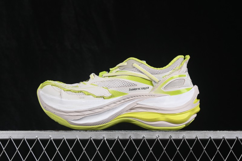 Balenciaga Jet Embossed Round-Toe Chunky Low-Top Dad Sneakers with Textured Print - WMRTN9197