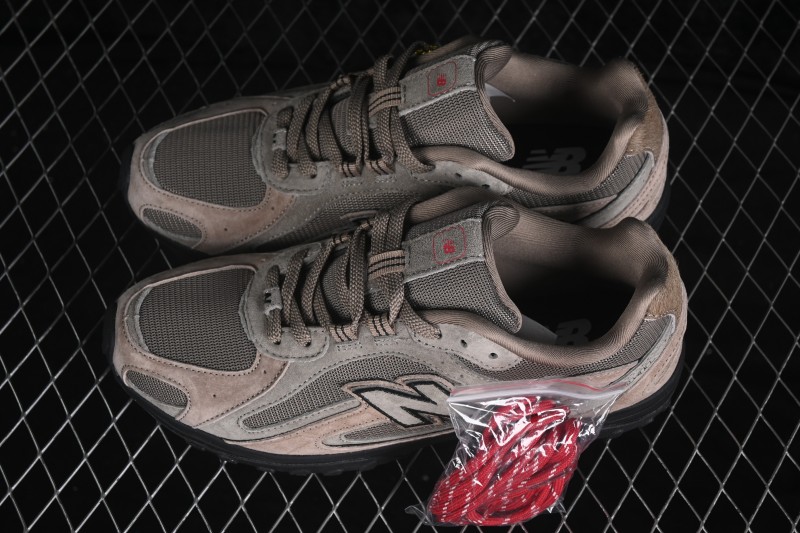 New Balance 204 Series Retro Casual Running Shoes with Breathable Air Cushion - U204L3K9