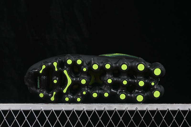 Nike Air Liquid Max Running Shoes with Air Cushion Technology - IQ7634-001