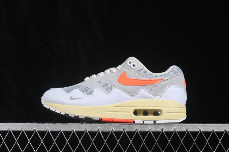 Nike Air Max 1 Retro Running Shoes with Half-Sole Air Cushion - II7055-100