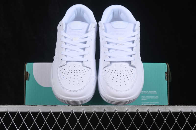 Nike SB Force 58 Retro Skateboarding Shoes with Durable Suede Construction - DH7505-100