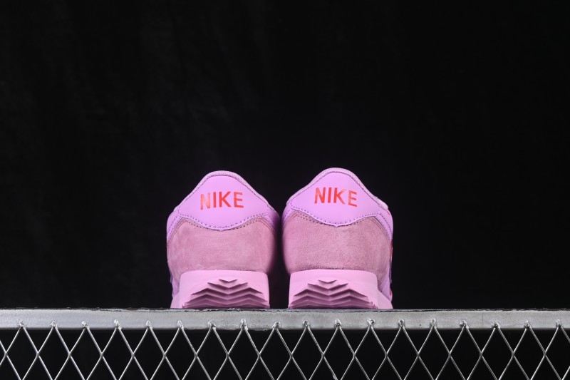 Nike Classic Cortez Leather Retro Running Shoes - IR1332-500