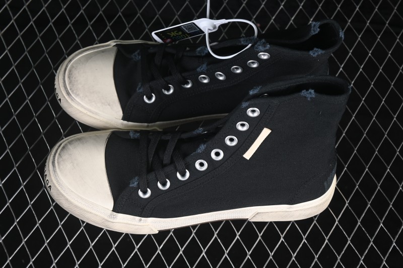 Balenciaga Paris Low Top Distressed Lace-Up High-Top Fashion Sneakers - W3RC11090