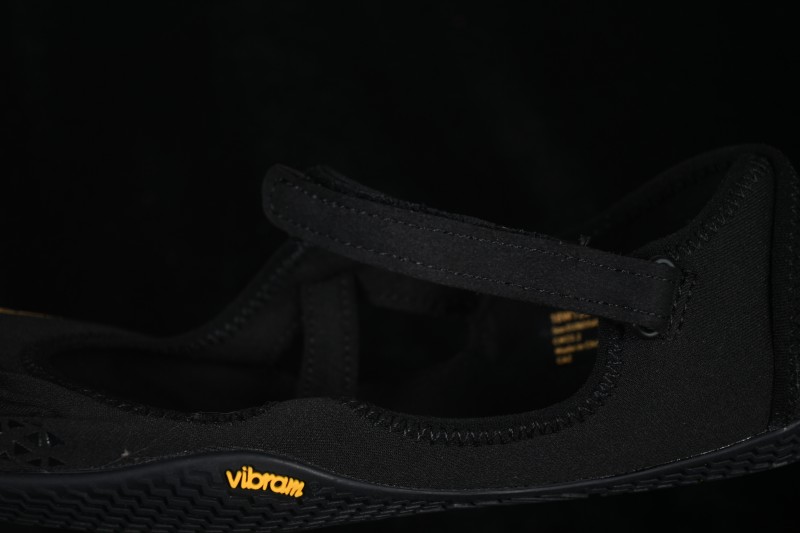 Vibram V-Soul Fitness Barefoot Deep Squat Support Quick-Dry Ballet Five-Toe Shoes - 18W7201 Black