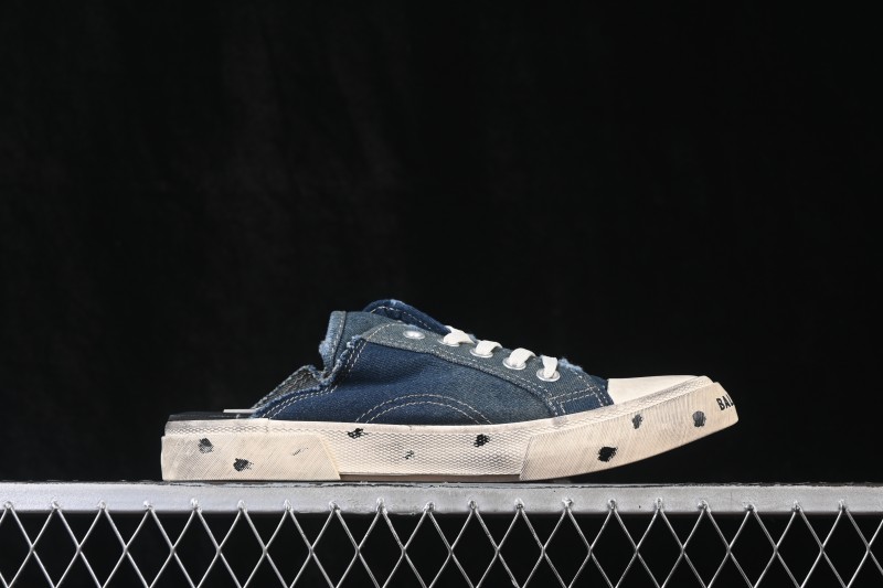 Balenciaga Paris Low Distressed Lace-Up Low-Top Fashion Sneakers - W3RCL4090