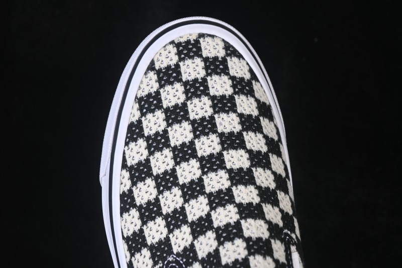 Vans LX Classic Slip-On 98 Low-Top Casual Skate Shoes - VN000EG11KP