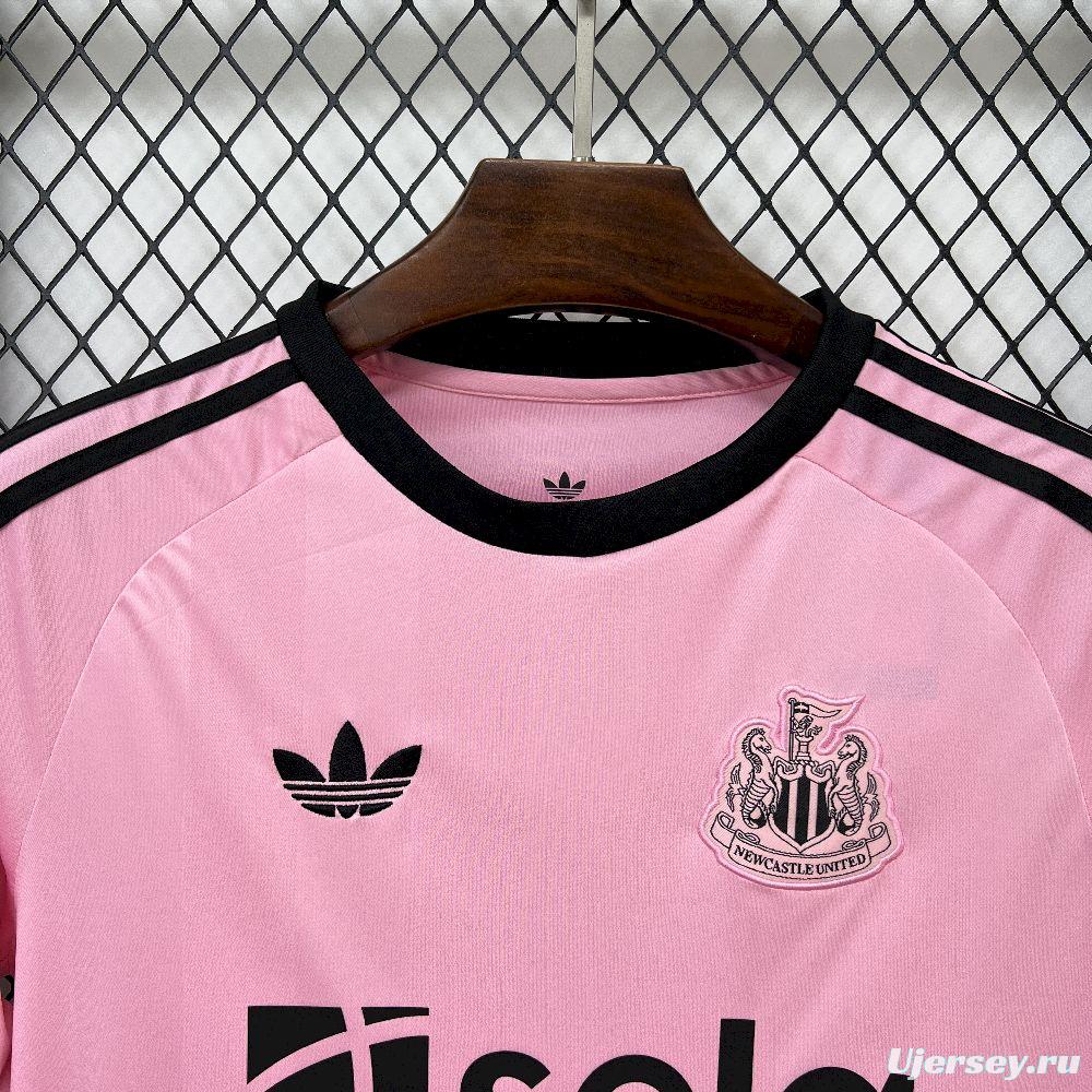 2025/26 Mens Newcastle United Goalkeeper Jersey