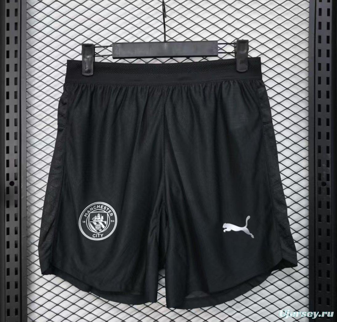 Player Version 25/26 Manchester United Black Shorts
