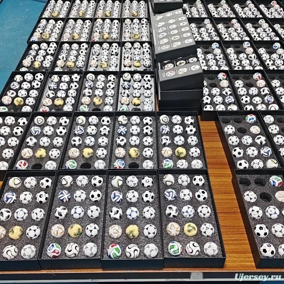2026 Adidas World Cup Historical Mini Ball Set